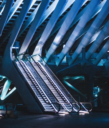 station-5267742_1920